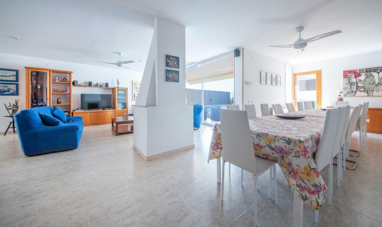 Villa Med シッチェス エクステリア 写真