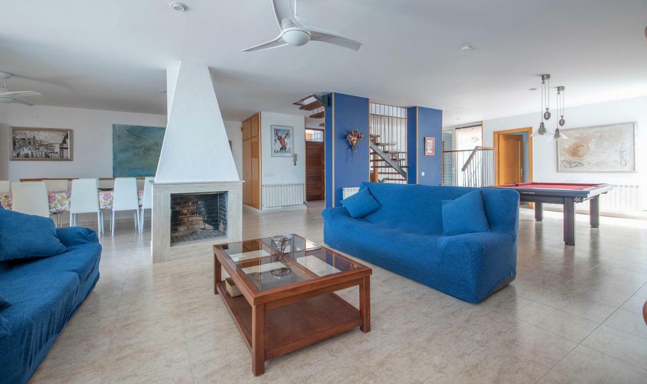 Villa Med シッチェス エクステリア 写真